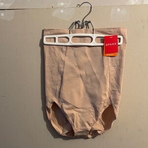 SPANX Nude High-Waisted Encore Briefs